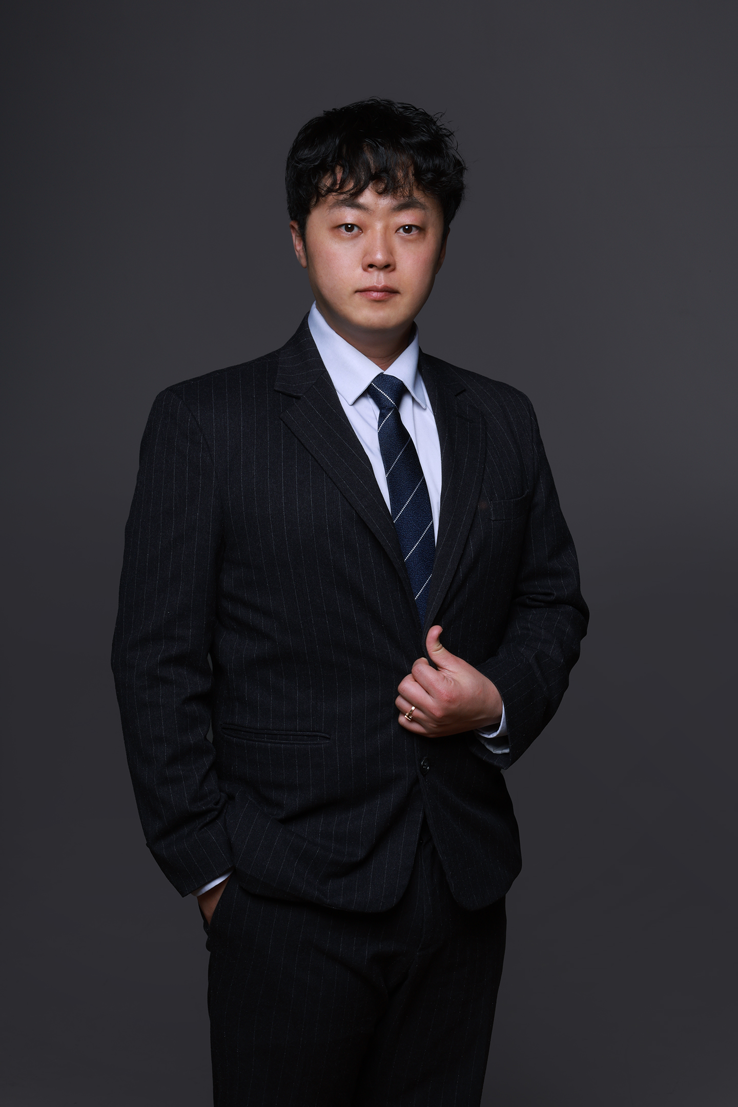 김무룡